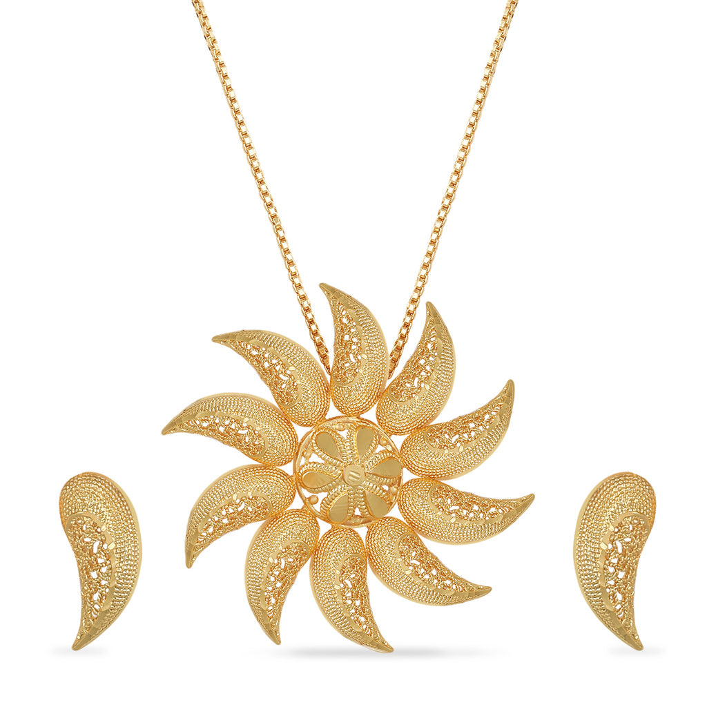 Gold Plated Sunflower Style Pendent Set