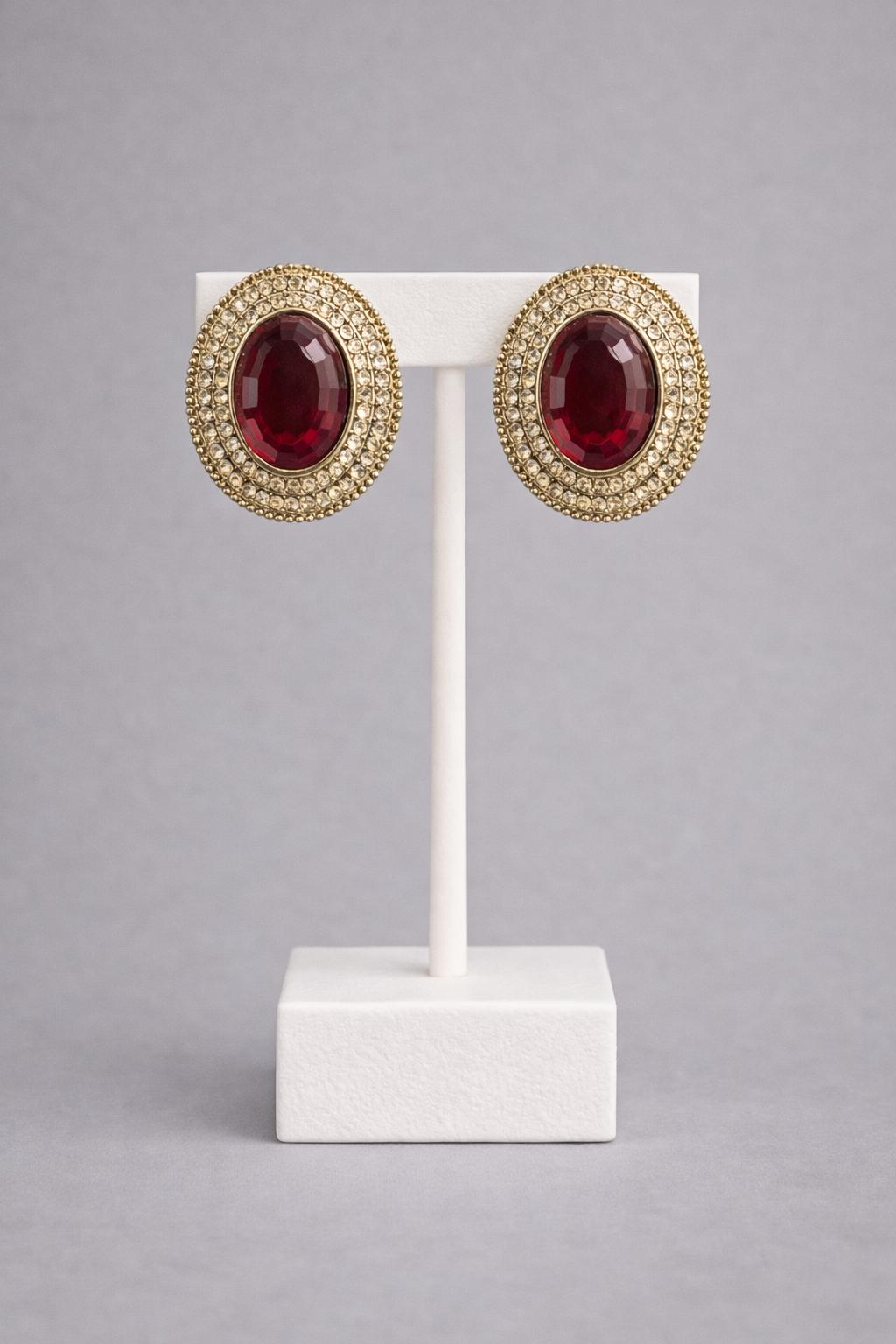 Oval Stone Stud Earrings
