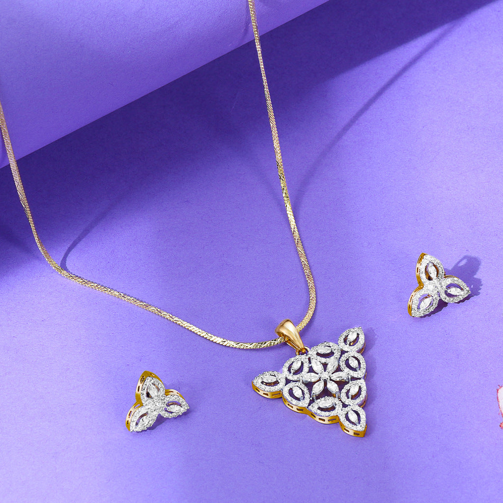 Designer Leafy Heart Gold Plated Pendant Set