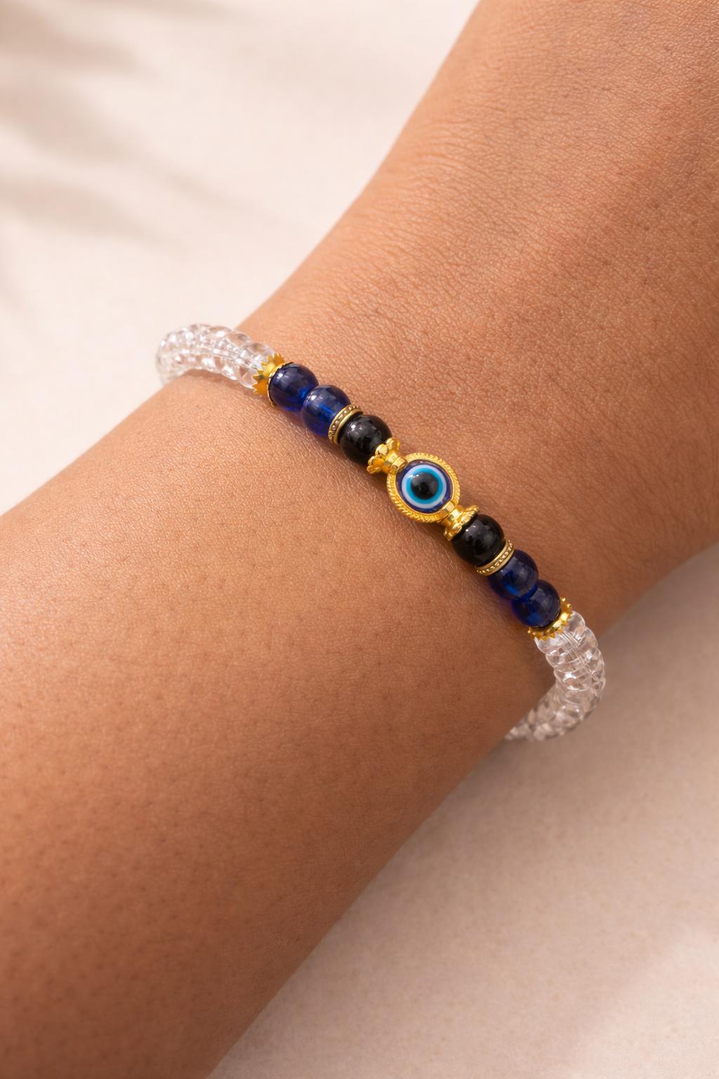 Stylish evil eye bracelet for men and women with stretch design and blue beads